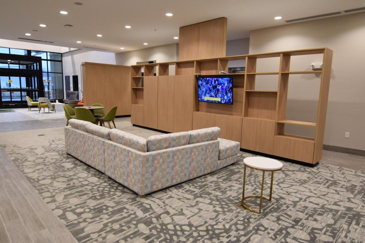 Holiday Inn - Kansas City - Northeast By Ihg Eksteriør bilde