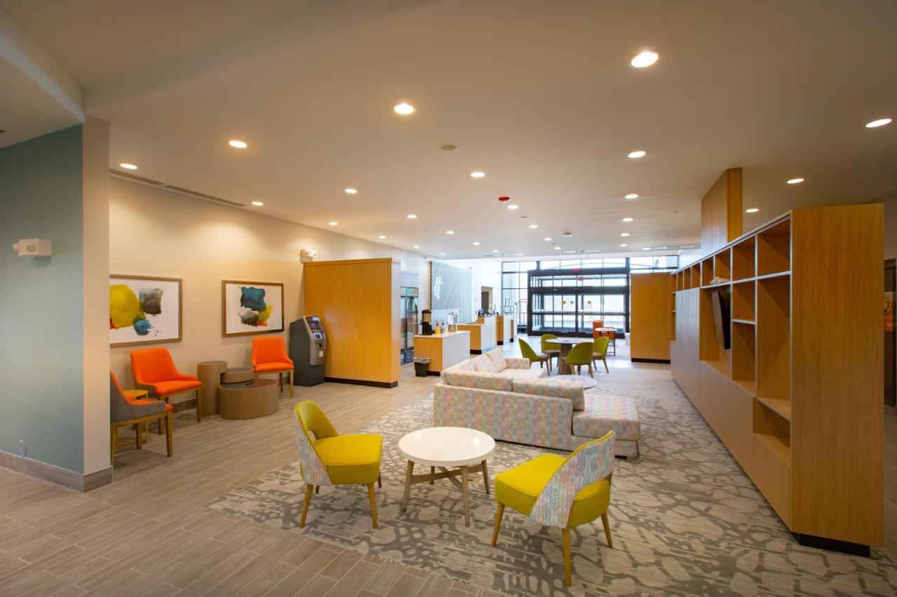 Holiday Inn - Kansas City - Northeast By Ihg Eksteriør bilde