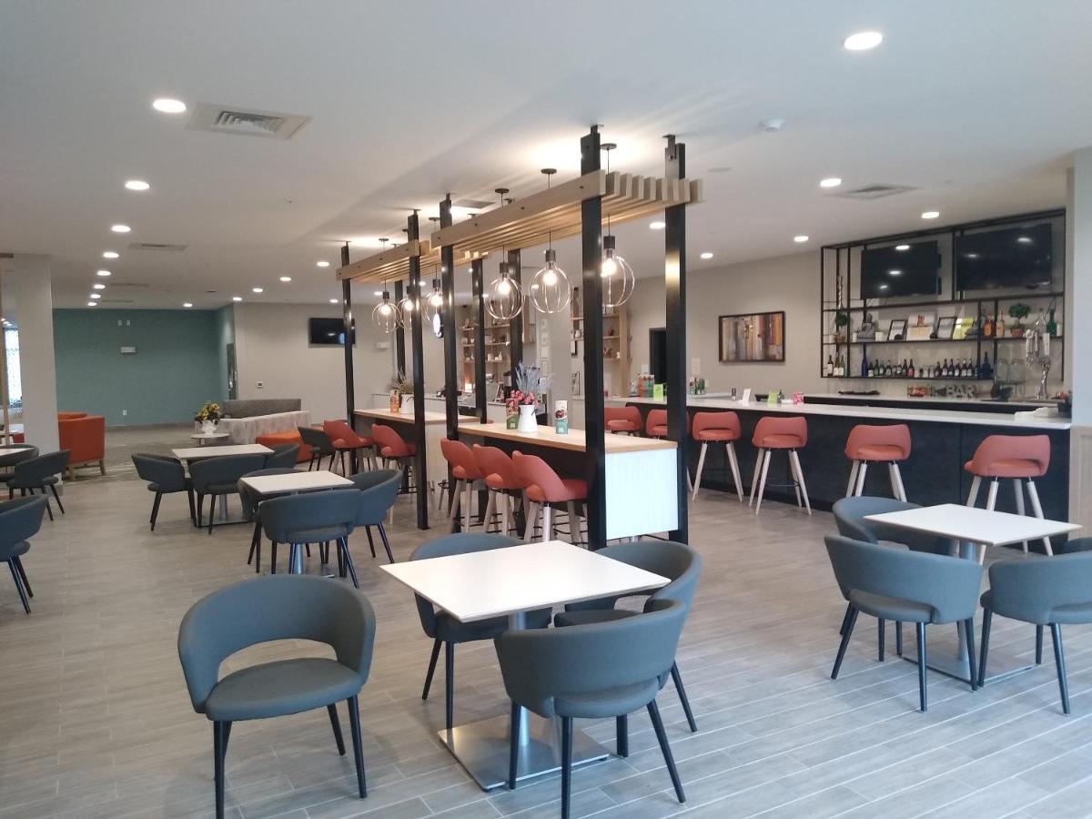 Holiday Inn - Kansas City - Northeast By Ihg Eksteriør bilde
