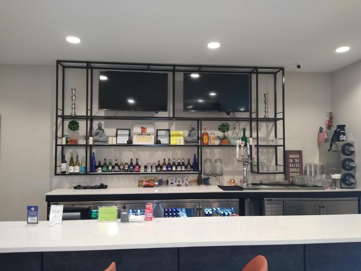 Holiday Inn - Kansas City - Northeast By Ihg Eksteriør bilde